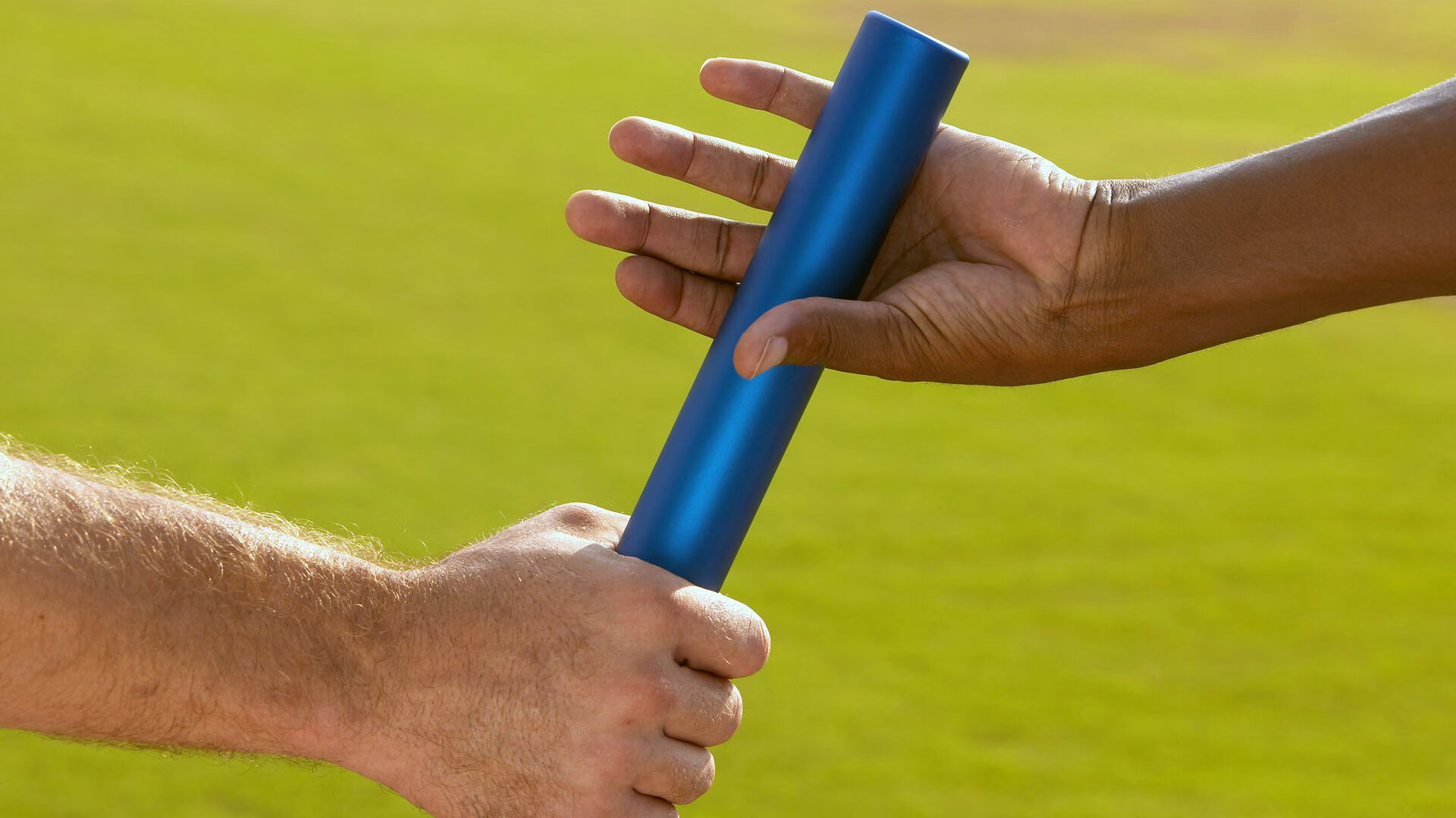 爱游戏真人体育娱乐-“亚戈·卡尔曼的传球技术与进攻创意，成就阿根廷美洲狮队的崛起”